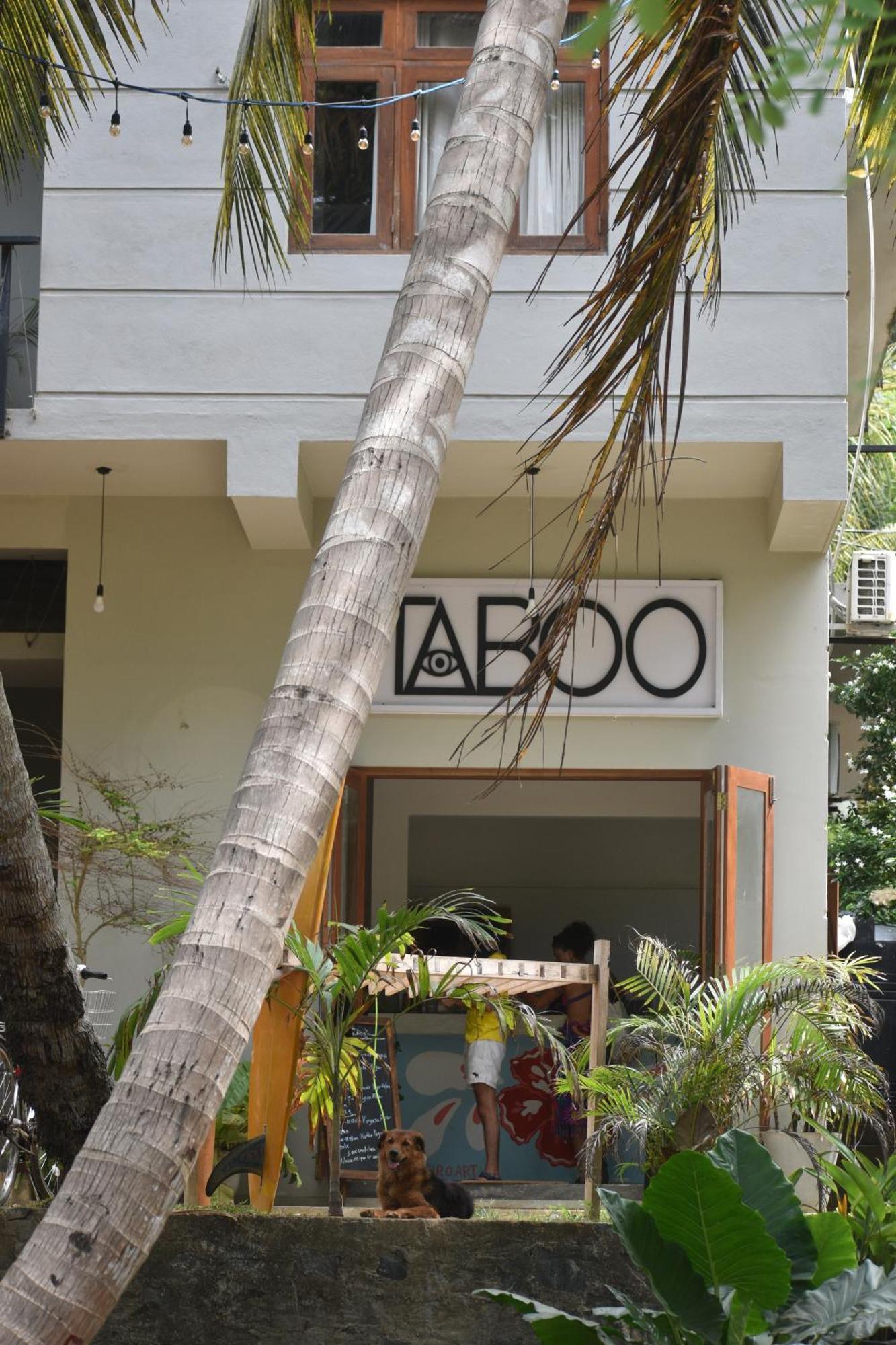 Taboo Hotel Dickwella Exterior photo